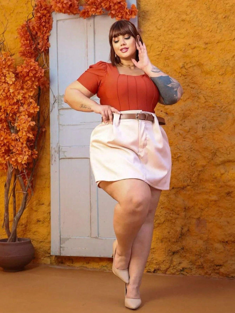 Conjunto Blusinha Saia Short com cinto